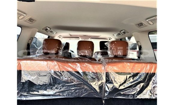 Buy Import Nissan Patrol White Car in Import - Dubai in Abia State Buy Import Nissan Patrol White Car in Import - Dubai in Abia State