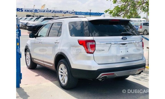Buy Import Ford Explorer Green Car in Import - Dubai in Abia State Buy Import Ford Explorer Green Car in Import - Dubai in Abia State