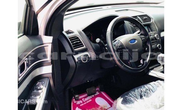 Buy Import Ford Explorer Green Car in Import - Dubai in Abia State Buy Import Ford Explorer Green Car in Import - Dubai in Abia State