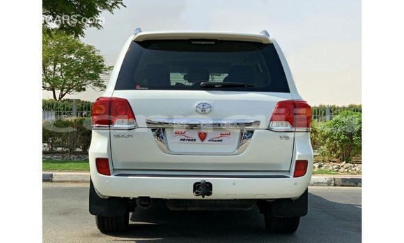 Buy Import Toyota Land Cruiser White Car in Import - Dubai in Abia State Buy Import Toyota Land Cruiser White Car in Import - Dubai in Abia State