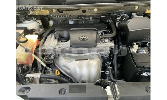 Acheter Import Utilitaire Toyota HiAce Blanc à Import - Dubai, État d'Abia Acheter Import Utilitaire Toyota HiAce Blanc à Import - Dubai, État d'Abia