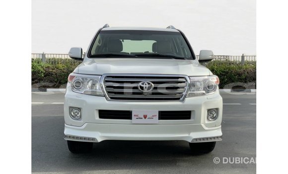 Acheter Import Voiture Toyota Land Cruiser Blanc à Import - Dubai, État d'Abia Acheter Import Voiture Toyota Land Cruiser Blanc à Import - Dubai, État d'Abia