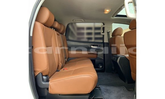 Buy Import Toyota Tundra White Car in Import - Dubai in Abia State Buy Import Toyota Tundra White Car in Import - Dubai in Abia State