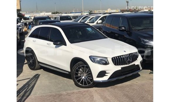 Buy Import Mercedes-Benz 250 White Car in Import - Dubai in Abia State Buy Import Mercedes-Benz 250 White Car in Import - Dubai in Abia State