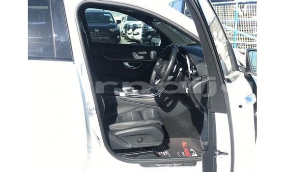 Buy Import Mercedes-Benz 250 White Car in Import - Dubai in Abia State Buy Import Mercedes-Benz 250 White Car in Import - Dubai in Abia State