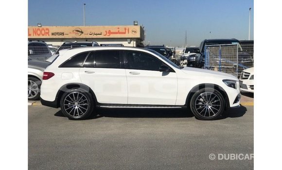 Buy Import Mercedes-Benz 250 White Car in Import - Dubai in Abia State Buy Import Mercedes-Benz 250 White Car in Import - Dubai in Abia State