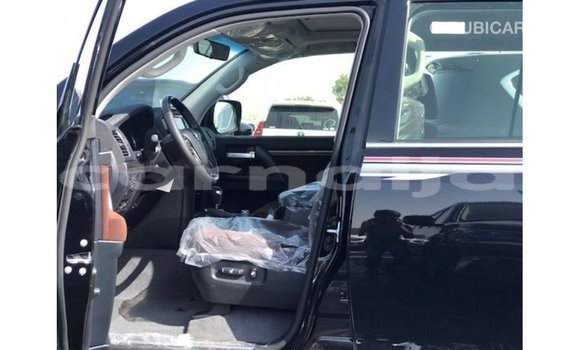 Buy Import Toyota Land Cruiser Black Car in Import - Dubai in Abia State Buy Import Toyota Land Cruiser Black Car in Import - Dubai in Abia State