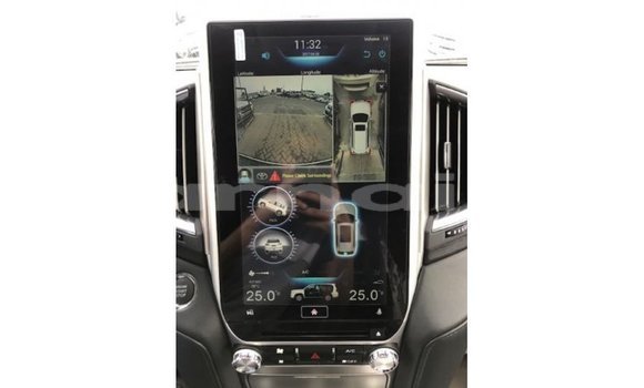 Buy Import Toyota Land Cruiser White Car in Import - Dubai in Abia State Buy Import Toyota Land Cruiser White Car in Import - Dubai in Abia State