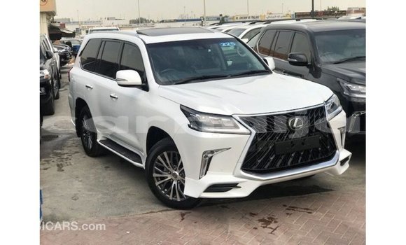 Acheter Import Voiture Lexus LX Blanc à Import - Dubai, État d'Abia Acheter Import Voiture Lexus LX Blanc à Import - Dubai, État d'Abia