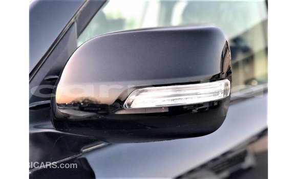 Acheter Import Voiture Toyota Land Cruiser Noir à Import - Dubai, État d'Abia Acheter Import Voiture Toyota Land Cruiser Noir à Import - Dubai, État d'Abia