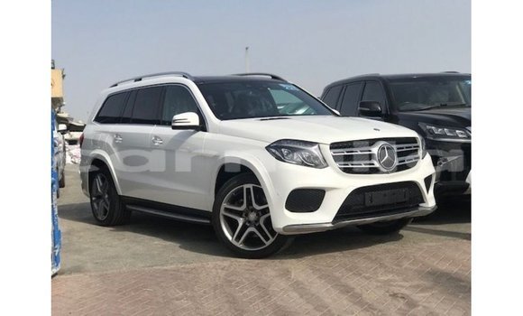 Buy Import Mercedes-Benz 190 White Car in Import - Dubai in Abia State Buy Import Mercedes-Benz 190 White Car in Import - Dubai in Abia State