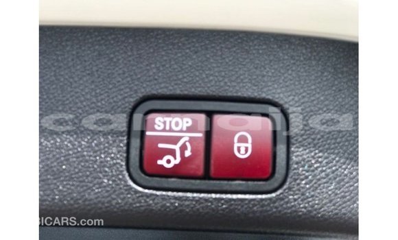 Buy Import Mercedes-Benz 190 White Car in Import - Dubai in Abia State Buy Import Mercedes-Benz 190 White Car in Import - Dubai in Abia State