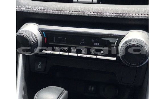 Buy Import Toyota HiAce White Truck in Import - Dubai in Abia State Buy Import Toyota HiAce White Truck in Import - Dubai in Abia State