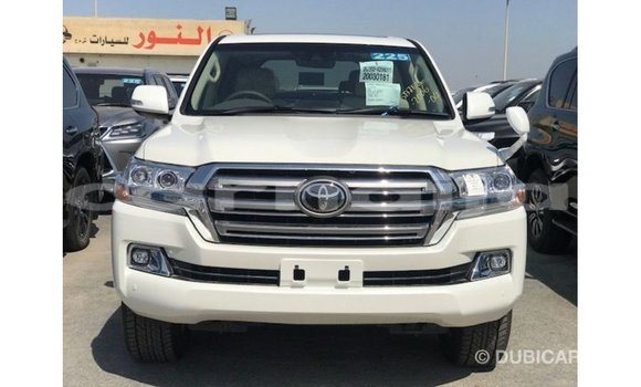 Buy Import Toyota Land Cruiser White Car in Import - Dubai in Abia State Buy Import Toyota Land Cruiser White Car in Import - Dubai in Abia State