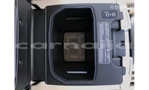 Buy Import Toyota Land Cruiser White Car in Import - Dubai in Abia State Buy Import Toyota Land Cruiser White Car in Import - Dubai in Abia State