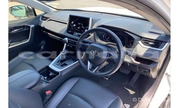 Buy Import Toyota HiAce White Truck in Import - Dubai in Abia State Buy Import Toyota HiAce White Truck in Import - Dubai in Abia State