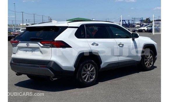 Buy Import Toyota HiAce White Truck in Import - Dubai in Abia State Buy Import Toyota HiAce White Truck in Import - Dubai in Abia State