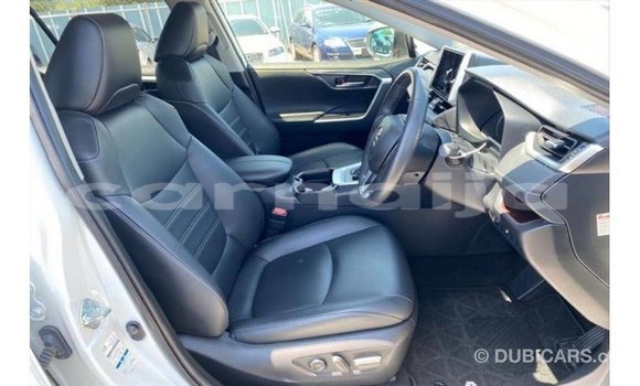 Buy Import Toyota HiAce White Truck in Import - Dubai in Abia State Buy Import Toyota HiAce White Truck in Import - Dubai in Abia State