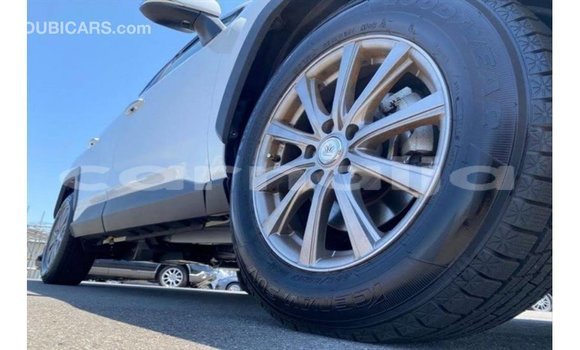 Buy Import Toyota HiAce White Truck in Import - Dubai in Abia State Buy Import Toyota HiAce White Truck in Import - Dubai in Abia State