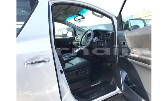 Buy Import Toyota Vellfire White Car in Import - Dubai in Abia State Buy Import Toyota Vellfire White Car in Import - Dubai in Abia State
