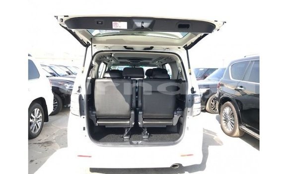 Buy Import Toyota Vellfire White Car in Import - Dubai in Abia State Buy Import Toyota Vellfire White Car in Import - Dubai in Abia State