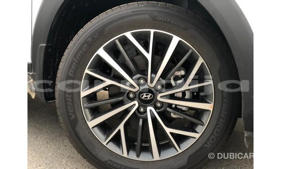 Acheter Import Voiture Hyundai Tucson Blanc à Import - Dubai, État d'Abia Acheter Import Voiture Hyundai Tucson Blanc à Import - Dubai, État d'Abia