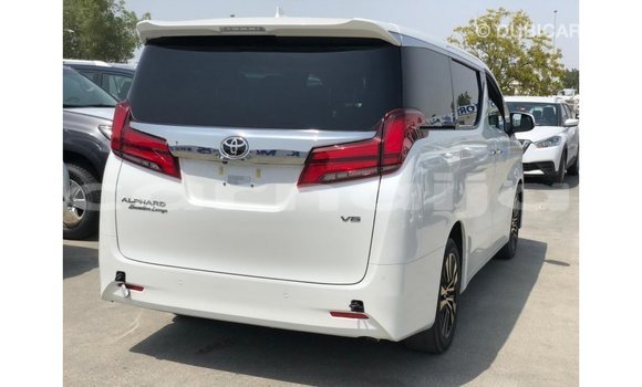 Acheter Import Voiture Toyota Alphard Blanc à Import - Dubai, État d'Abia Acheter Import Voiture Toyota Alphard Blanc à Import - Dubai, État d'Abia