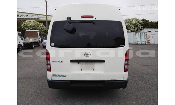 Acheter Import Voiture Toyota Hiace Blanc à Import - Dubai, État d'Abia Acheter Import Voiture Toyota Hiace Blanc à Import - Dubai, État d'Abia