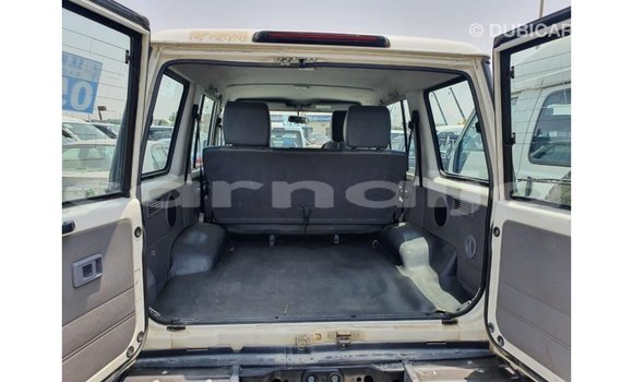 Buy Import Toyota Land Cruiser White Car in Import - Dubai in Abia State Buy Import Toyota Land Cruiser White Car in Import - Dubai in Abia State
