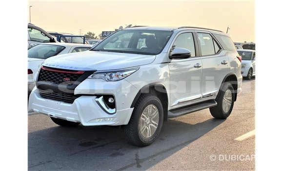 Buy Import Toyota Fortuner White Car in Import - Dubai in Abia State Buy Import Toyota Fortuner White Car in Import - Dubai in Abia State