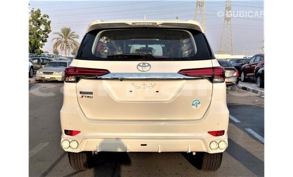 Buy Import Toyota Fortuner White Car in Import - Dubai in Abia State Buy Import Toyota Fortuner White Car in Import - Dubai in Abia State
