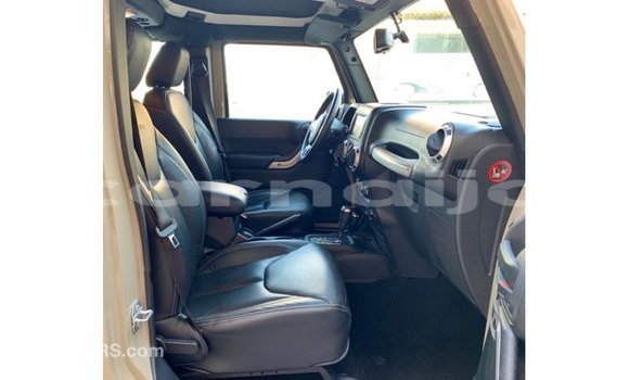 Buy Import Jeep Wrangler Beige Car in Import - Dubai in Abia State Buy Import Jeep Wrangler Beige Car in Import - Dubai in Abia State