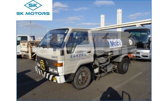 Buy Import Toyota Dyna Other Truck in Import - Dubai in Abia State Buy Import Toyota Dyna Other Truck in Import - Dubai in Abia State
