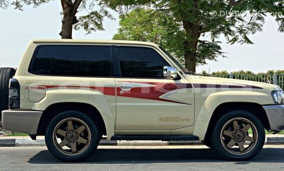 Buy Import Nissan Patrol Beige Car in Import - Dubai in Abia State Buy Import Nissan Patrol Beige Car in Import - Dubai in Abia State