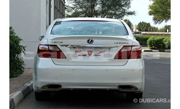 Buy Import Lexus LS White Car in Import - Dubai in Abia State Buy Import Lexus LS White Car in Import - Dubai in Abia State