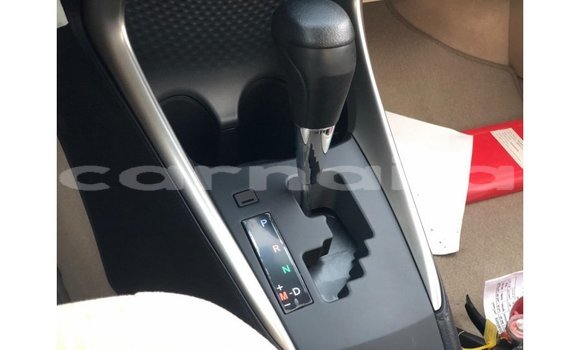 Buy Import Toyota DA White Truck in Import - Dubai in Abia State Buy Import Toyota DA White Truck in Import - Dubai in Abia State