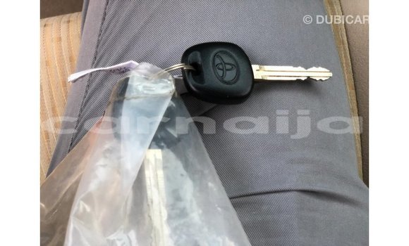 Buy Import Toyota DA White Truck in Import - Dubai in Abia State Buy Import Toyota DA White Truck in Import - Dubai in Abia State