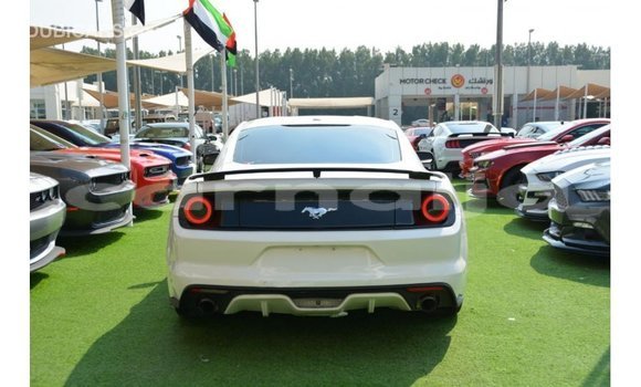 Buy Import Ford Mustang White Car in Import - Dubai in Abia State Buy Import Ford Mustang White Car in Import - Dubai in Abia State