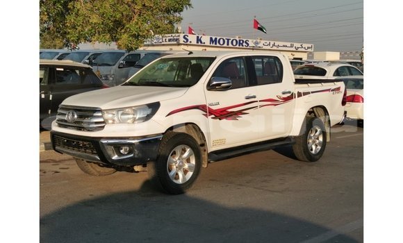 Buy Import Toyota Hilux White Car in Import - Dubai in Abia State Buy Import Toyota Hilux White Car in Import - Dubai in Abia State