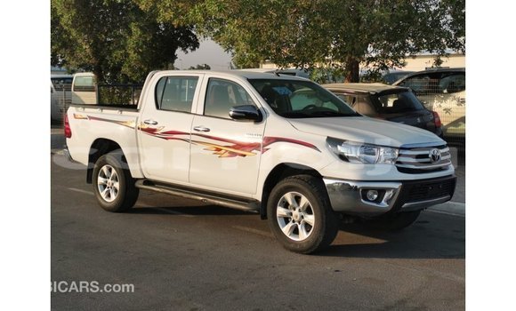 Buy Import Toyota Hilux White Car in Import - Dubai in Abia State Buy Import Toyota Hilux White Car in Import - Dubai in Abia State