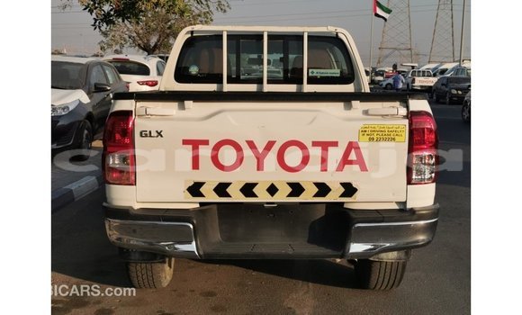 Buy Import Toyota Hilux White Car in Import - Dubai in Abia State Buy Import Toyota Hilux White Car in Import - Dubai in Abia State