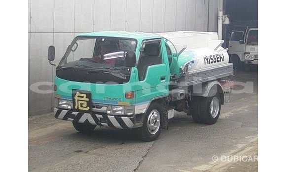 Acheter Import Utilitaire Toyota HiAce Vert à Import - Dubai, État d'Abia Acheter Import Utilitaire Toyota HiAce Vert à Import - Dubai, État d'Abia