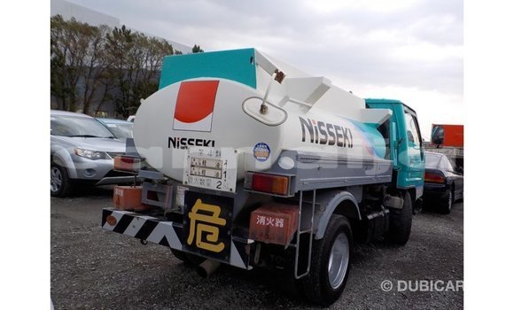 Acheter Import Utilitaire Toyota HiAce Vert à Import - Dubai, État d'Abia Acheter Import Utilitaire Toyota HiAce Vert à Import - Dubai, État d'Abia