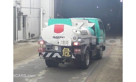 Acheter Import Utilitaire Toyota HiAce Vert à Import - Dubai, État d'Abia Acheter Import Utilitaire Toyota HiAce Vert à Import - Dubai, État d'Abia