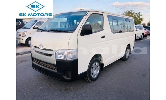 Acheter Import Voiture Toyota Hiace Blanc à Import - Dubai, État d'Abia Acheter Import Voiture Toyota Hiace Blanc à Import - Dubai, État d'Abia