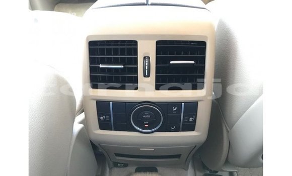 Acheter Import Voiture Mercedes-Benz 190 Blanc à Import - Dubai, État d'Abia Acheter Import Voiture Mercedes-Benz 190 Blanc à Import - Dubai, État d'Abia