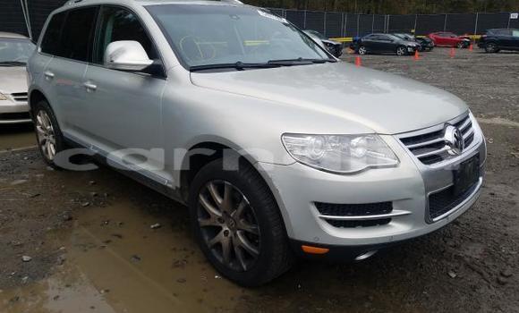 Buy New Volkswagen Touareg Silver Car in Badagry in Lagos State