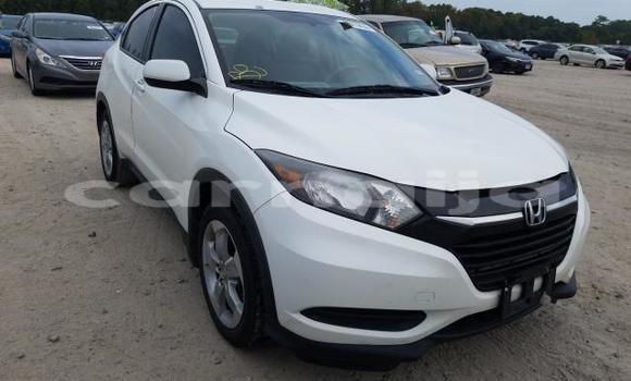 Buy New Honda HR–V White Car in Badagry in Lagos State Buy New Honda HR–V White Car in Badagry in Lagos State