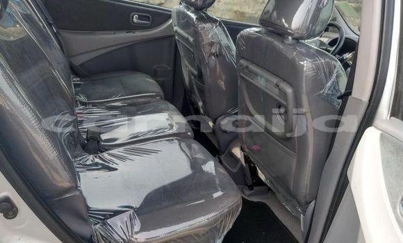 Acheter Occasion Voiture Nissan Almera Tino Gris à Lagos, État de Lagos Acheter Occasion Voiture Nissan Almera Tino Gris à Lagos, État de Lagos