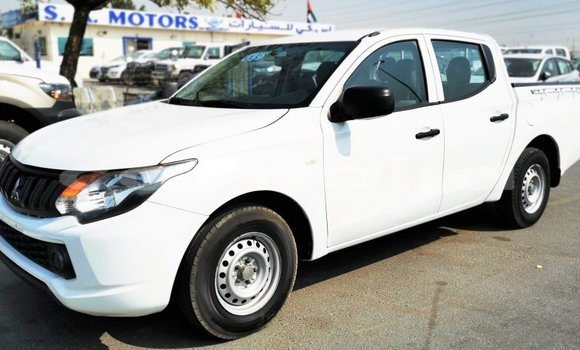 Buy Import Mitsubishi L200 White Car in Import - Dubai in Abia State Buy Import Mitsubishi L200 White Car in Import - Dubai in Abia State